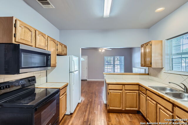 Image 10 of 21 For 2023 Cincinnati