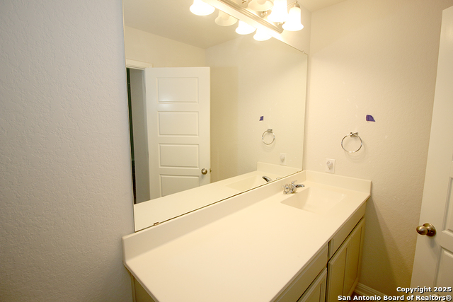 Image 11 of 18 For 2422 Castello Way