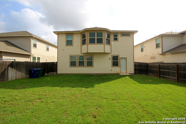 Image 16 of 18 For 2422 Castello Way