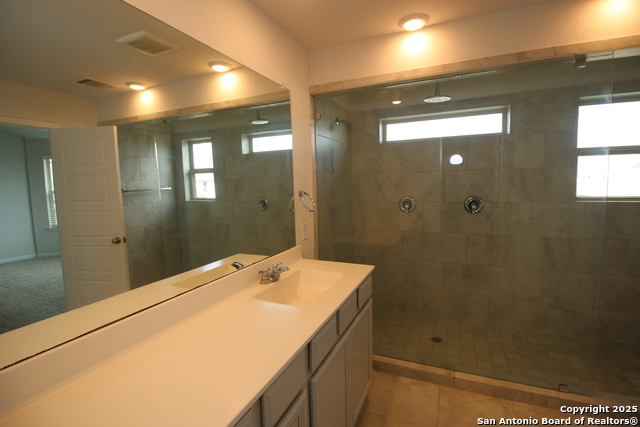 Image 9 of 18 For 2422 Castello Way
