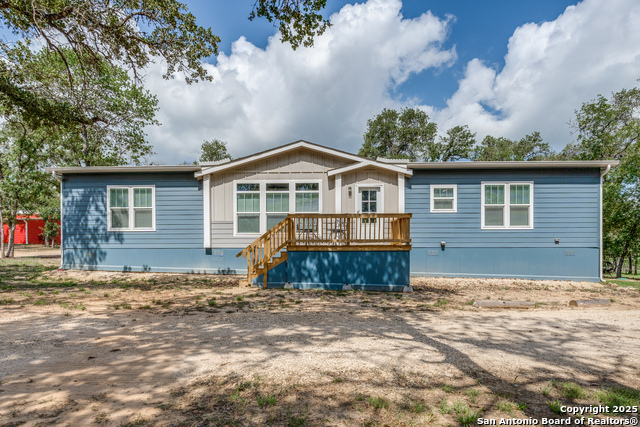 Listing photo id 1 for 1440 Nockenut