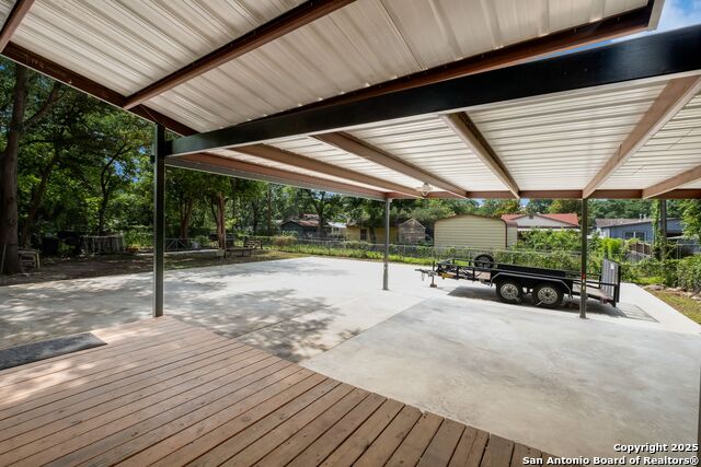 Image 27 of 31 For 246 Felisa Street
