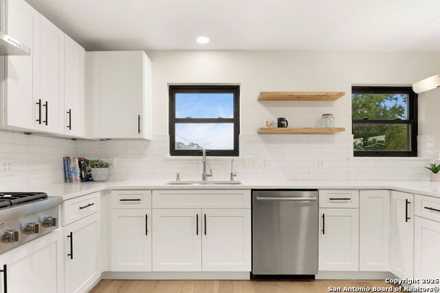 Image 19 of 56 For 835 Fredericksburg
