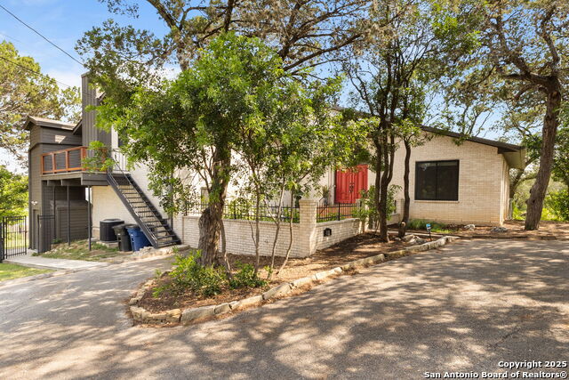Image 3 of 56 For 835 Fredericksburg