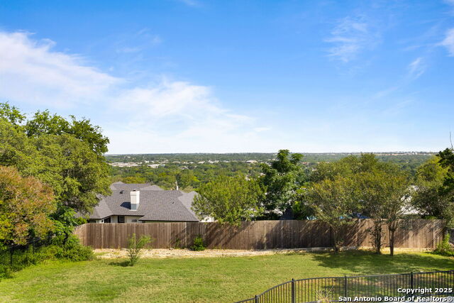 Image 47 of 56 For 835 Fredericksburg