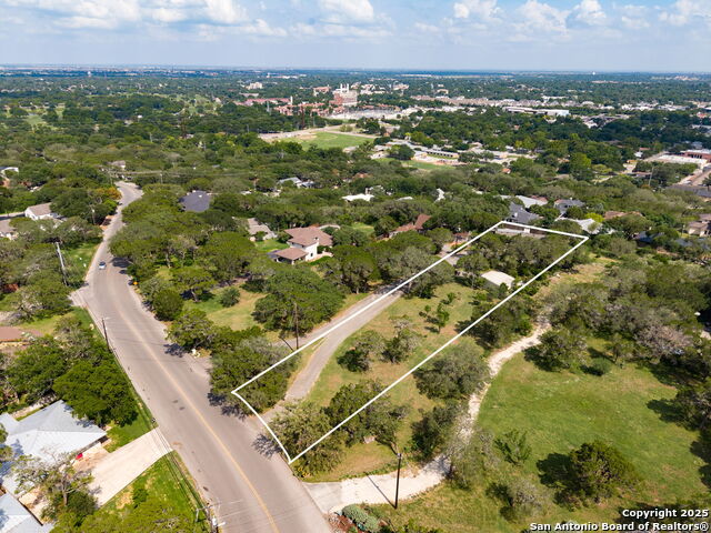 Image 53 of 56 For 835 Fredericksburg