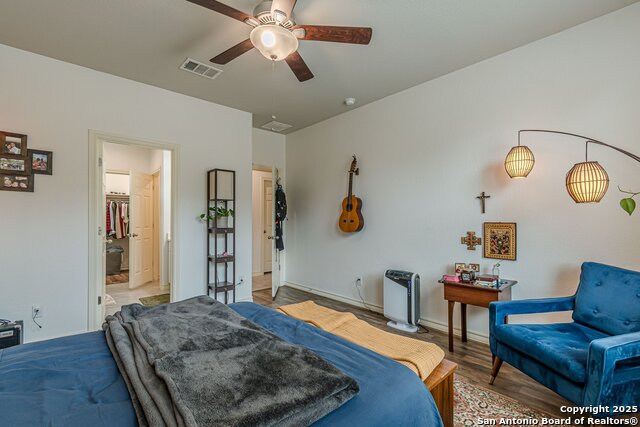 Image 12 of 30 For 124 Mary Max Circle