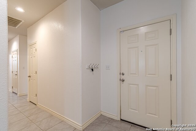 Image 18 of 30 For 124 Mary Max Circle