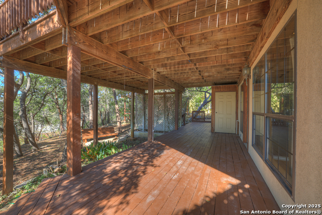 Image 40 of 70 For 642 Lakebreeze
