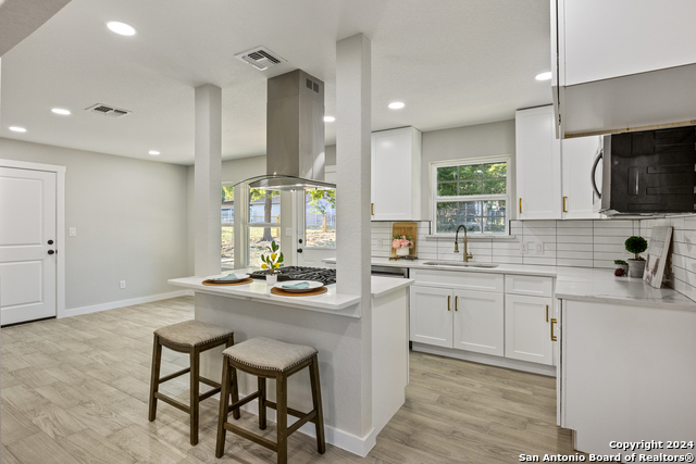 Image 7 of 26 For 207 Northaven