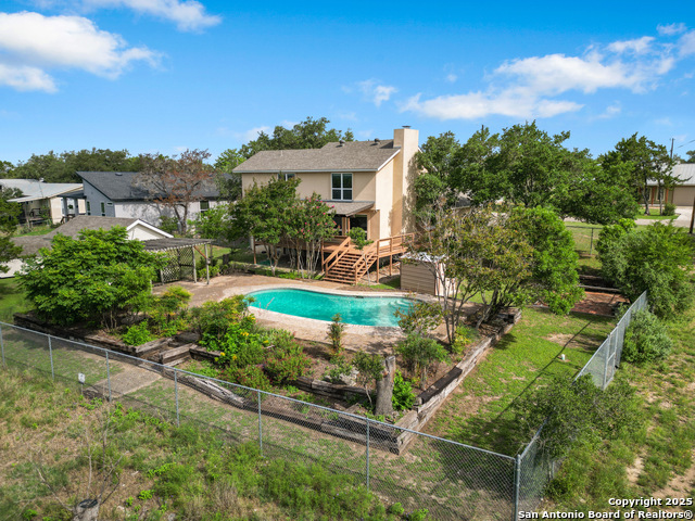 Image 36 of 49 For 890 Live Oak