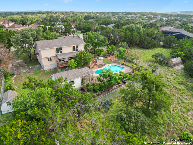 Image 37 of 49 For 890 Live Oak