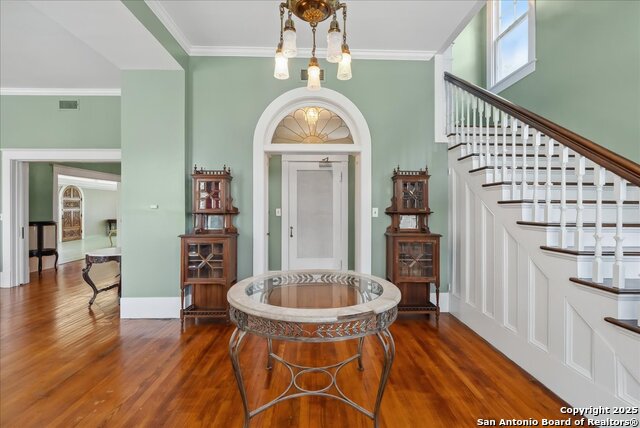 Image 3 of 48 For 1309 N. Adams St.