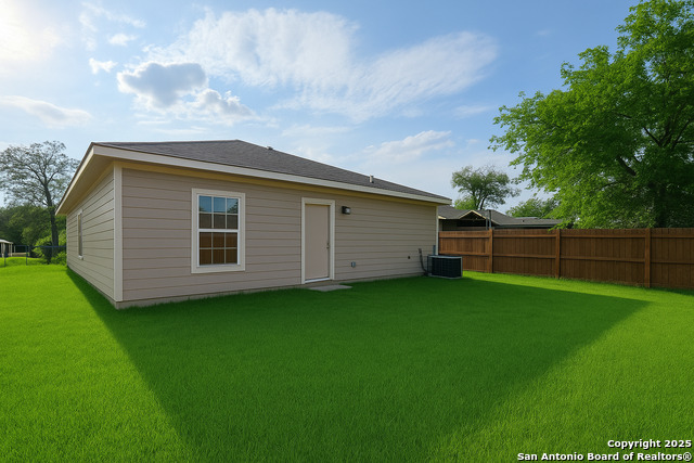 Image 19 of 19 For 752 San Manuel S
