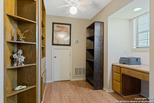 Image 31 of 34 For 8735 Paseo Oaks