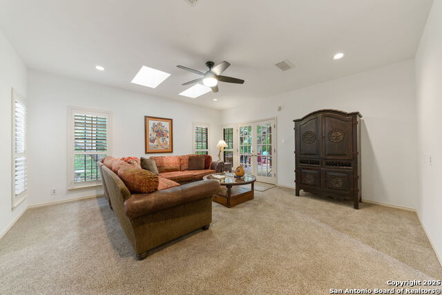 Image 7 of 34 For 8735 Paseo Oaks