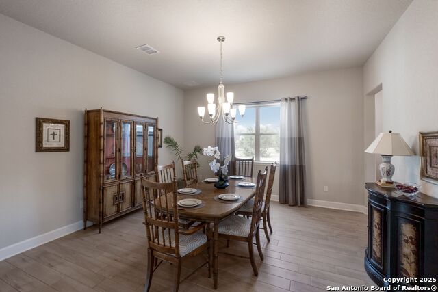 Listing photo id 8 for 215 Madrone