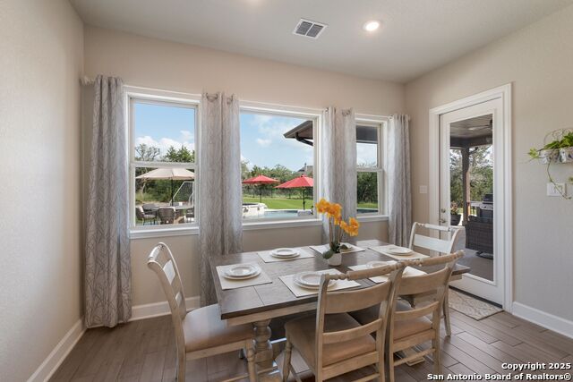 Listing photo id 20 for 215 Madrone