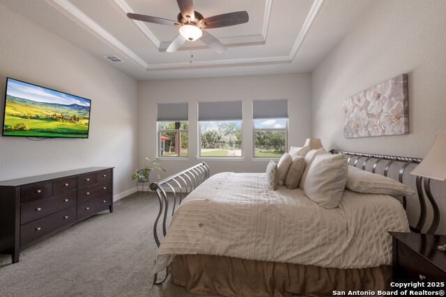 Listing photo id 23 for 215 Madrone