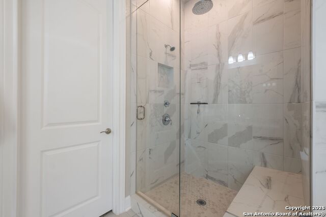 Listing photo id 27 for 215 Madrone