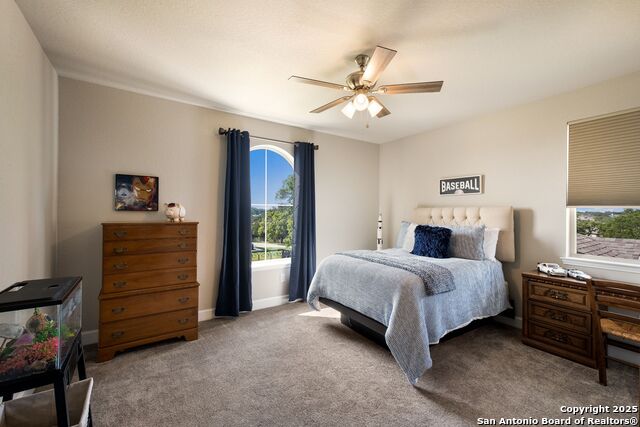 Listing photo id 30 for 215 Madrone