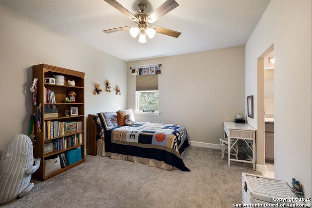 Listing photo id 32 for 215 Madrone