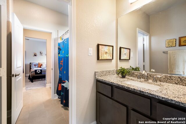 Listing photo id 33 for 215 Madrone