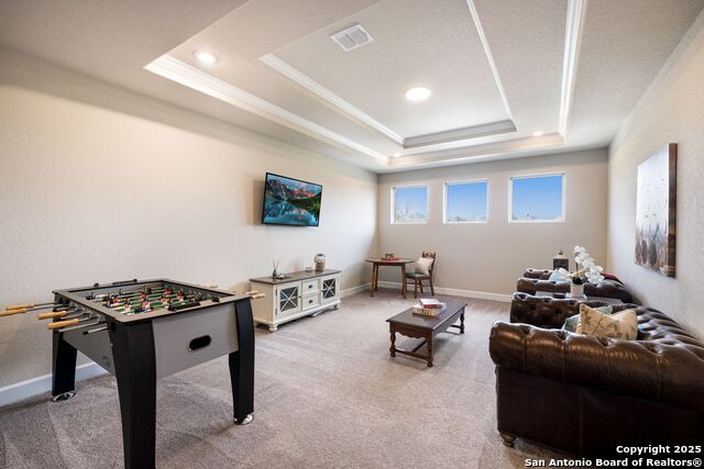 Listing photo id 35 for 215 Madrone