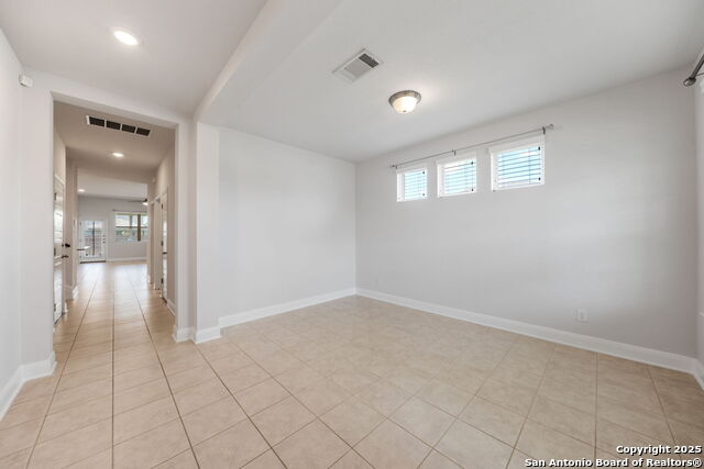 Image 17 of 37 For 2302 Castello Way