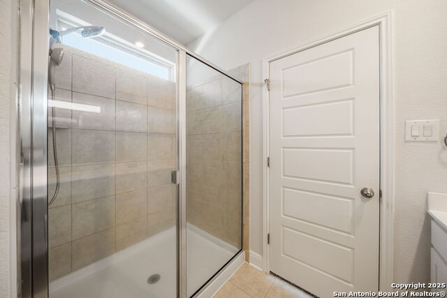 Image 22 of 37 For 2302 Castello Way