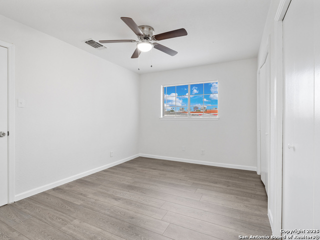 Image 15 of 28 For 13306 Chesterton