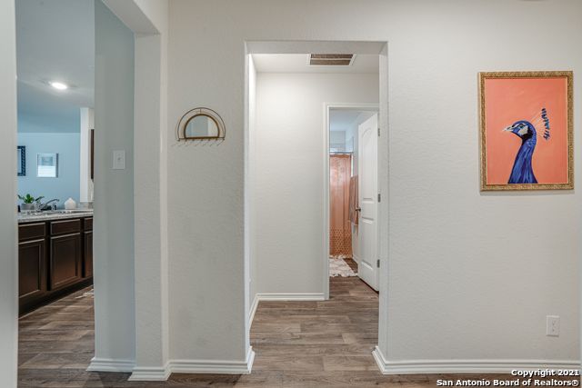 Image 4 of 19 For 13915 Morgan Terrace