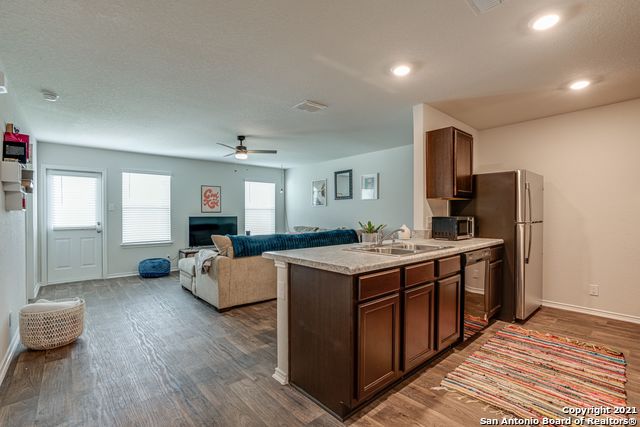 Image 6 of 19 For 13915 Morgan Terrace