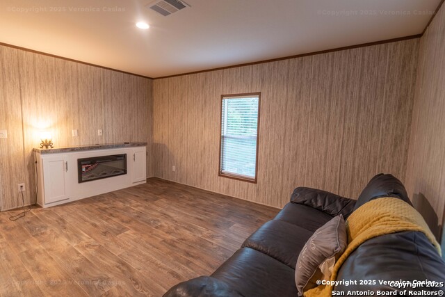 Image 9 of 20 For 336 County Rd 6846