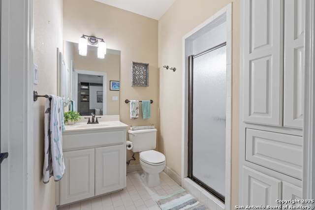 Image 10 of 47 For 18203 Newcliff