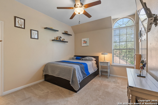 Image 30 of 47 For 18203 Newcliff