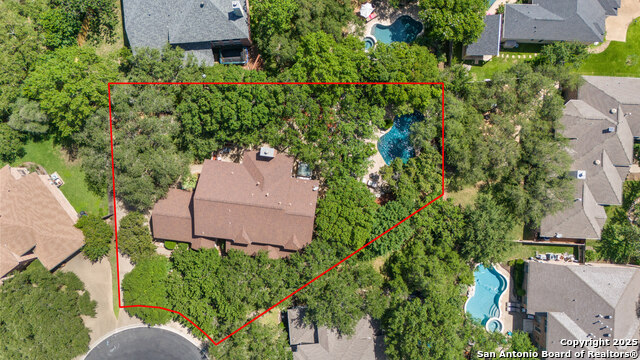 Image 42 of 47 For 18203 Newcliff