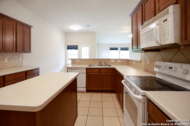 Image 24 of 51 For 13904 Bressani Way