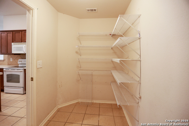 Image 26 of 51 For 13904 Bressani Way