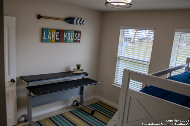 Listing photo id 16 for 2073 Robin Hood