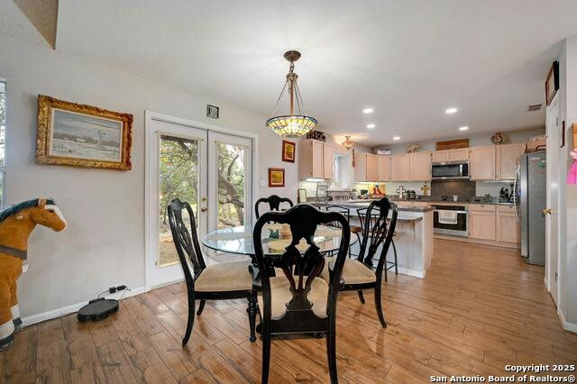 Image 11 of 47 For 30640 Bulverde Hills