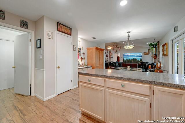 Image 15 of 47 For 30640 Bulverde Hills