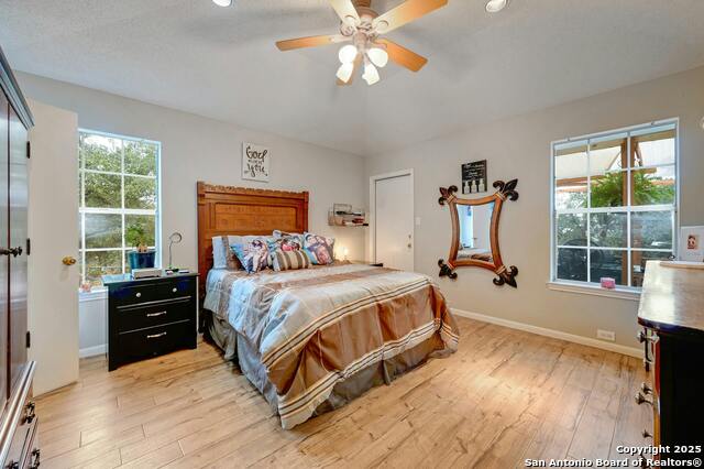 Image 17 of 47 For 30640 Bulverde Hills