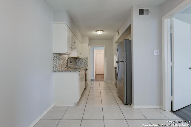 Image 12 of 33 For 8915 Datapoint  49a
