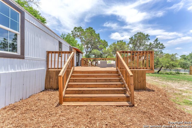 Image 15 of 20 For 337 Buckhorn Dr