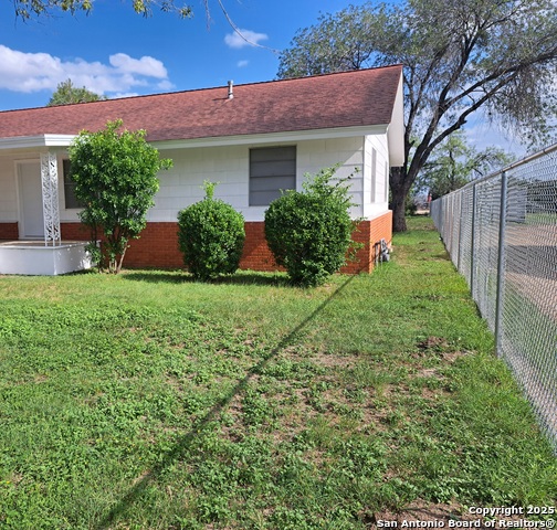 Image 2 of 12 For 4934 Alma Dr  1