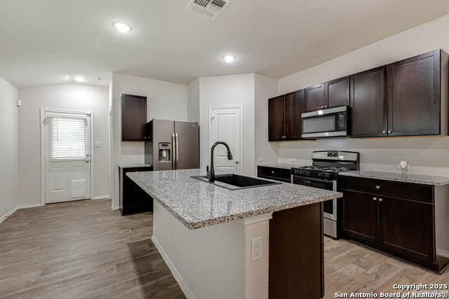 Image 11 of 29 For 4219 Busbee Fields