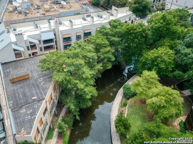 Image 27 of 28 For 1022 Navarro St.  404