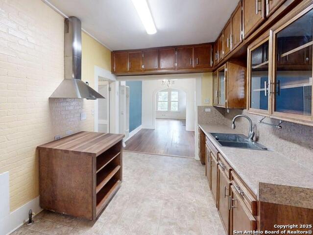 Image 14 of 23 For 519 Huisache E