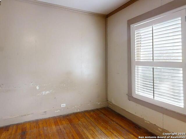 Image 9 of 23 For 519 Huisache E